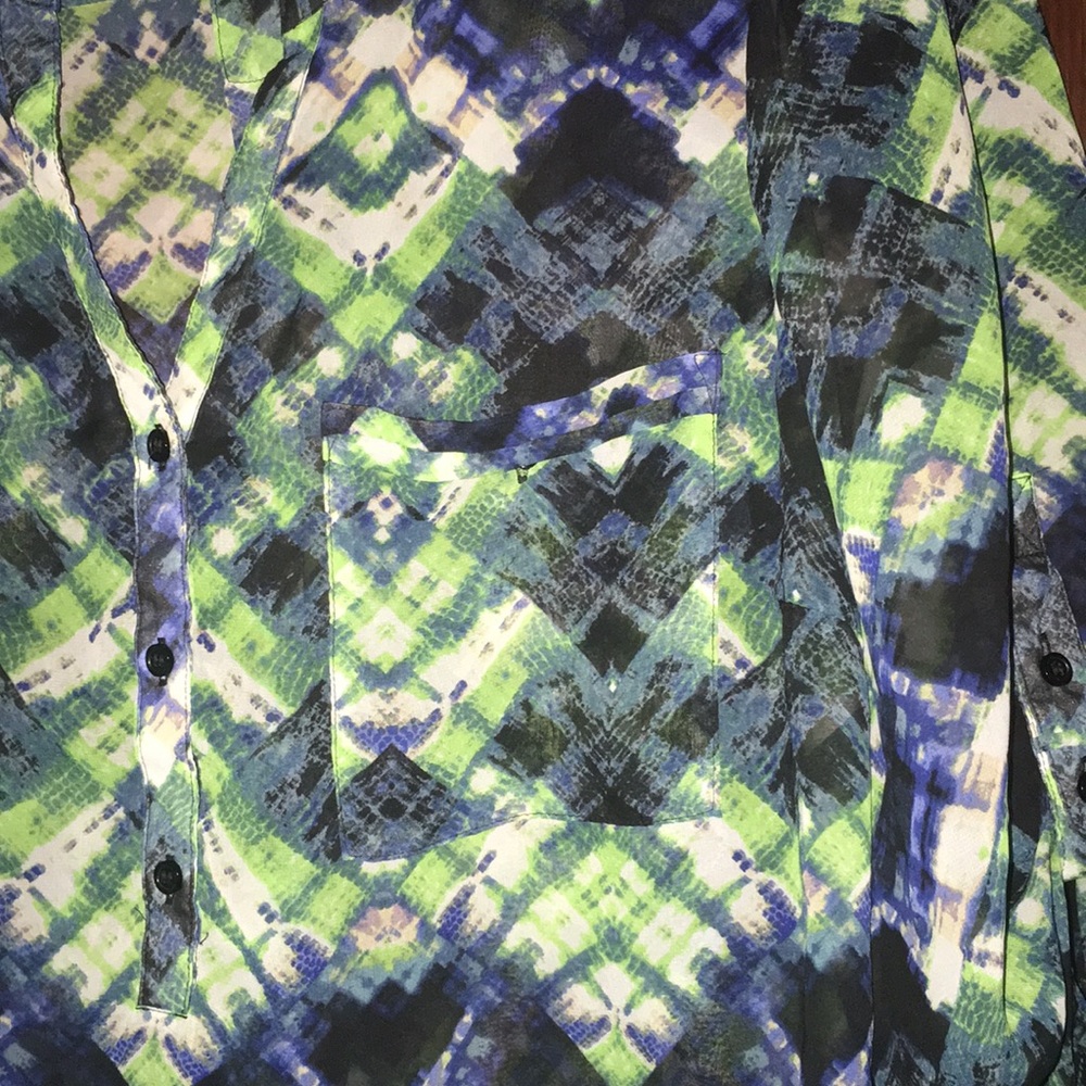 Sheer top - Picture 3 of 6